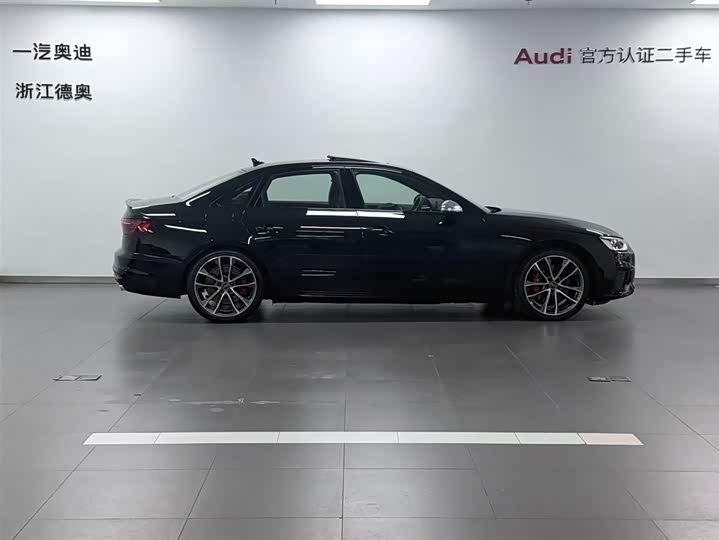 Фото 3 - Audi S4