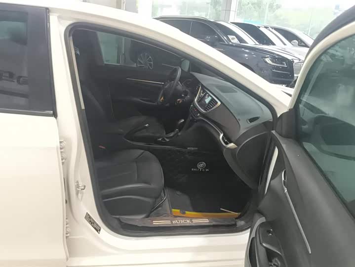 Фото 8 - Buick Excelle GT