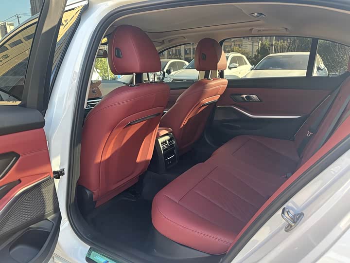 Фото 6 - BMW 3 Series