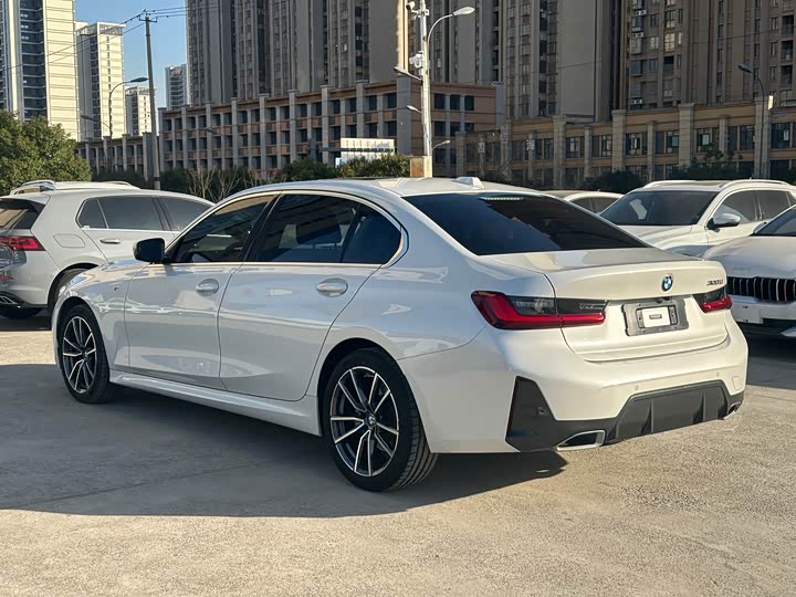 Фото 9 - BMW 3 Series