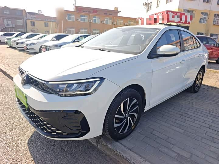 Фото 2 - Volkswagen Lavida