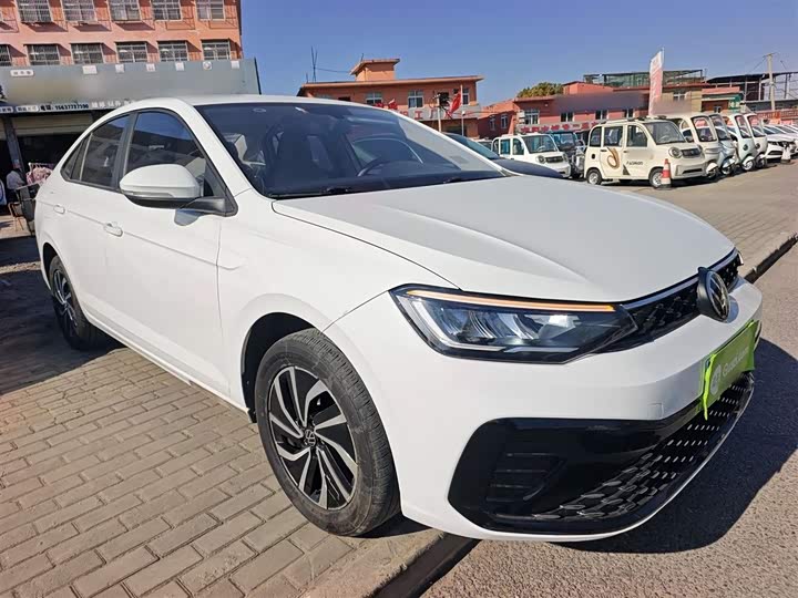 Фото 4 - Volkswagen Lavida