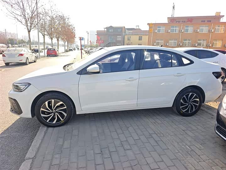 Фото 5 - Volkswagen Lavida