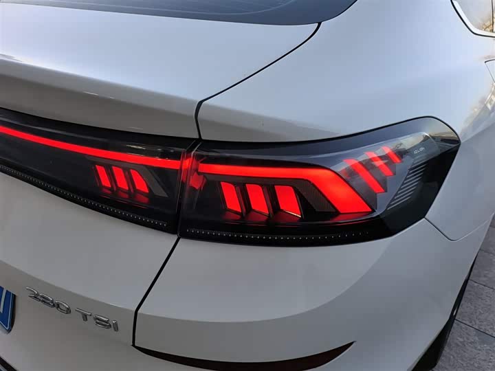 Фото 8 - Volkswagen Lamando L