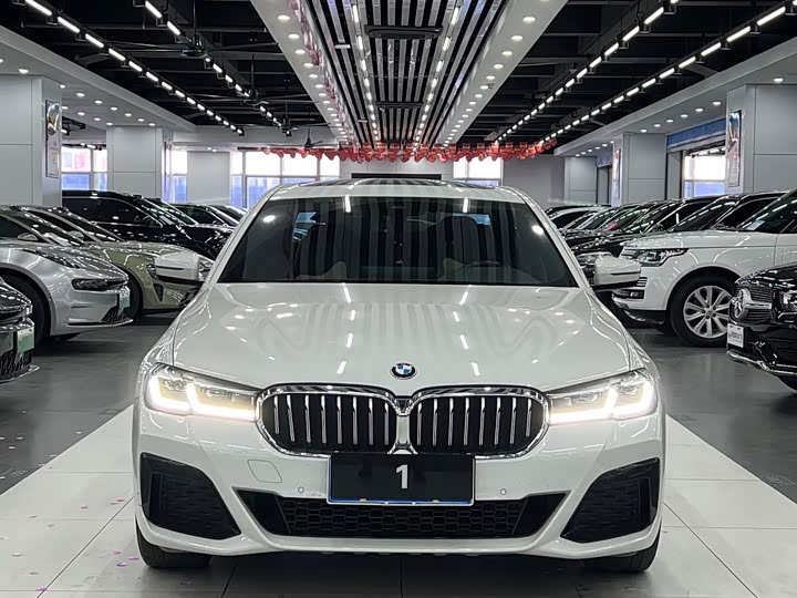 Фото 2 - BMW 5 Series