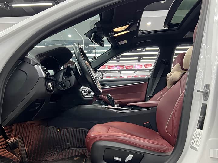 Фото 7 - BMW 5 Series