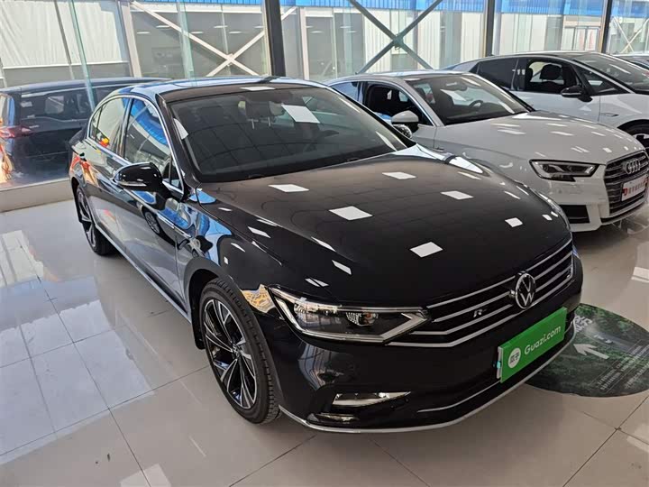 Фото 4 - Volkswagen Magotan