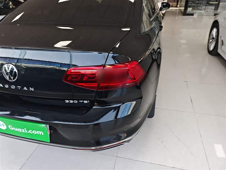 Фото 8 - Volkswagen Magotan