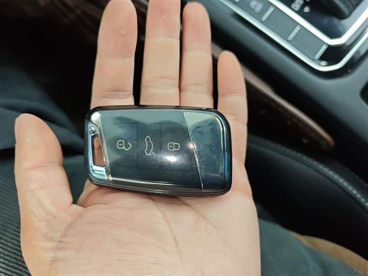 Фото 9 - Volkswagen Magotan