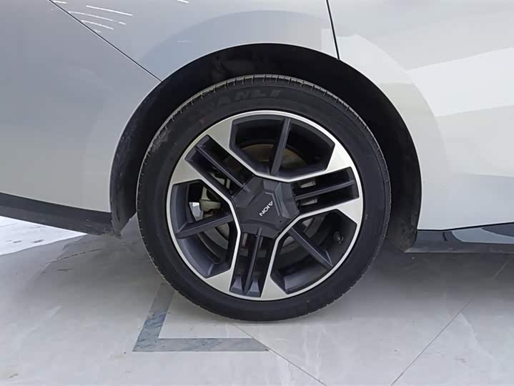 Фото 6 - GAC Aion RT