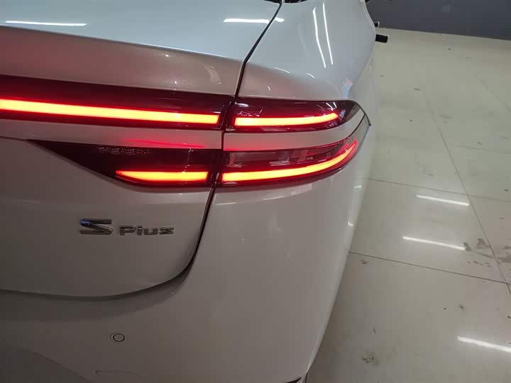 Фото 8 - GAC Aion S Plus