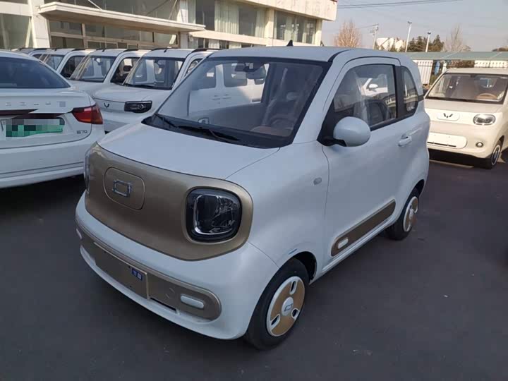 Фото 2 - Bestune Pony