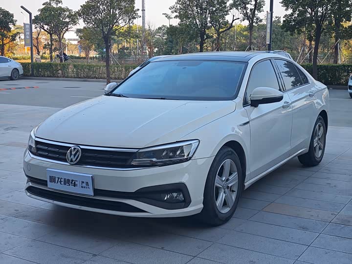 Фото 1 - Volkswagen Lamando L