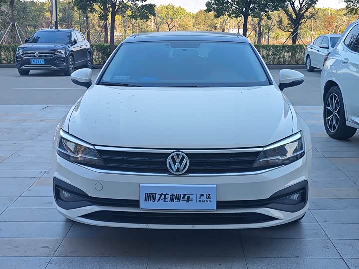 Фото 3 - Volkswagen Lamando L