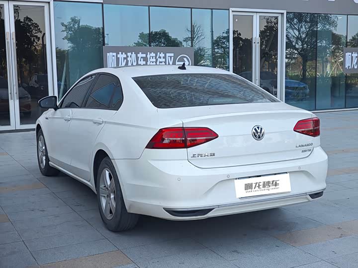 Фото 9 - Volkswagen Lamando L