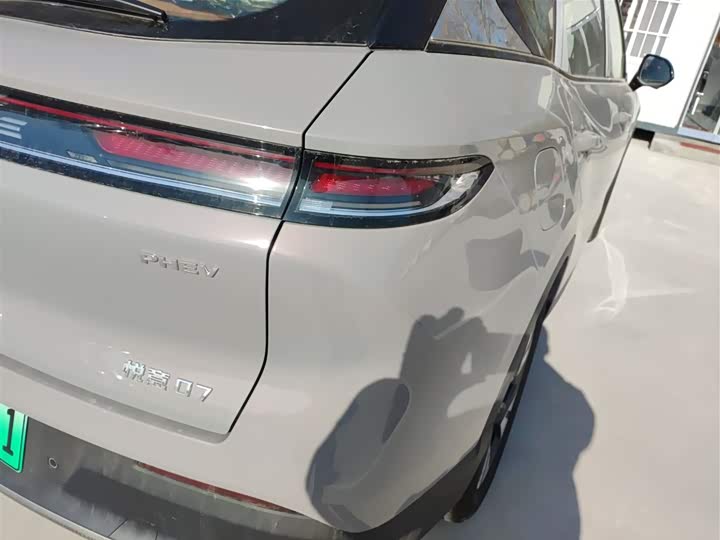 Фото 8 - Bestune 07