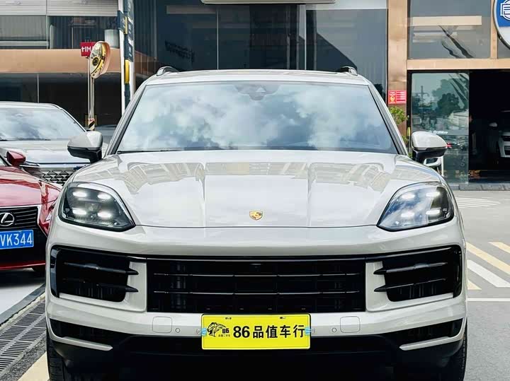 Фото 2 - Porsche Cayenne
