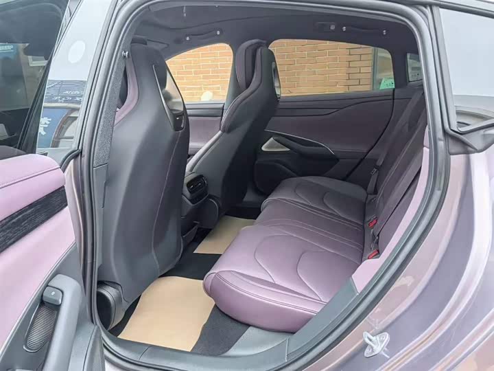 Фото 9 - Xiaomi SU7