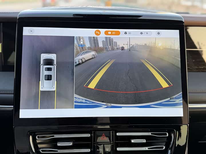 Фото 7 - GAC Trumpchi M8