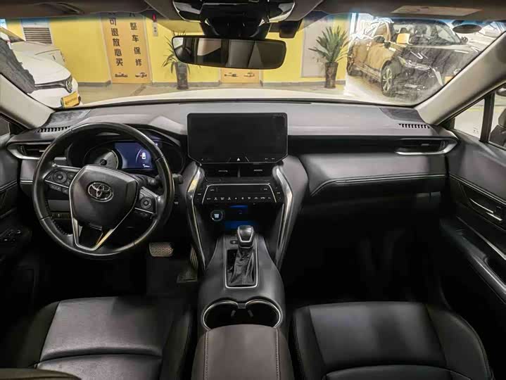 Фото 4 - Toyota Venza