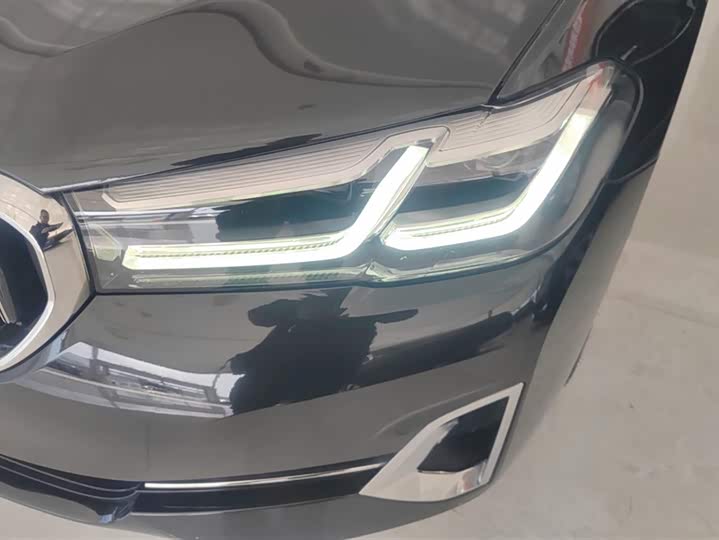 Фото 5 - BMW 5 Series