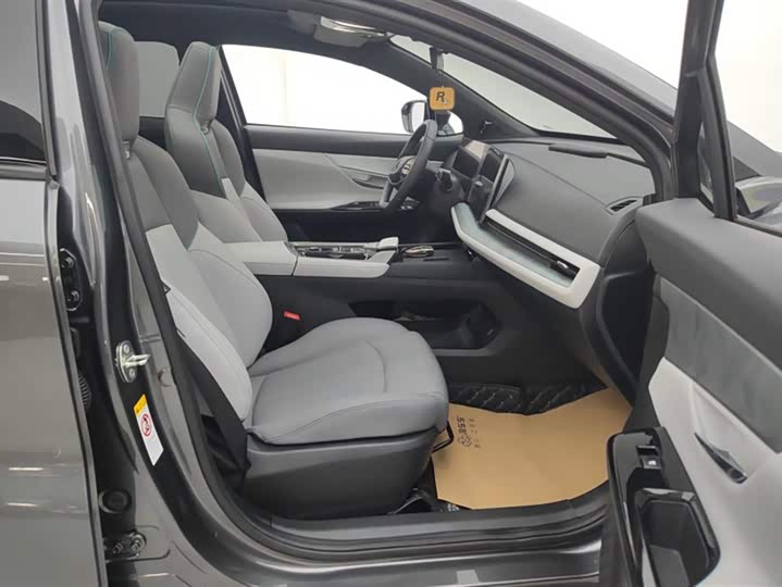 Фото 8 - Changan UNI-T