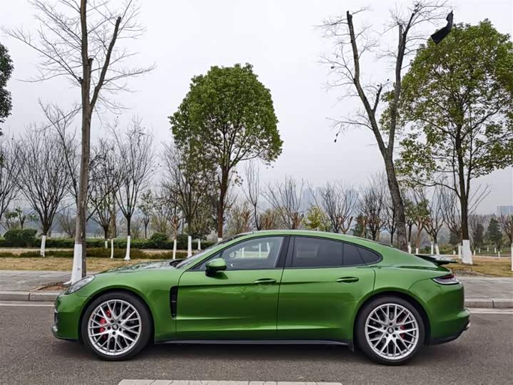 Фото 5 - Porsche Panamera