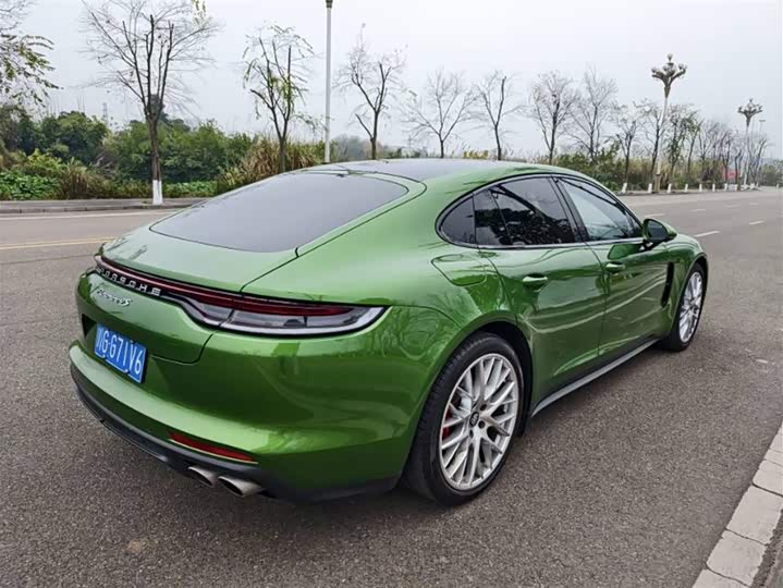 Фото 9 - Porsche Panamera