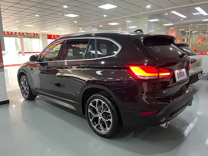 Фото 5 - BMW X1
