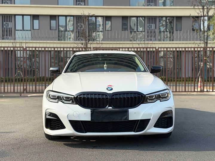 Фото 2 - BMW 3 Series