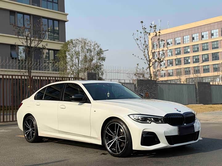 Фото 3 - BMW 3 Series