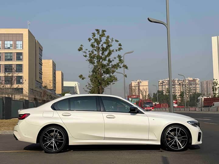 Фото 4 - BMW 3 Series