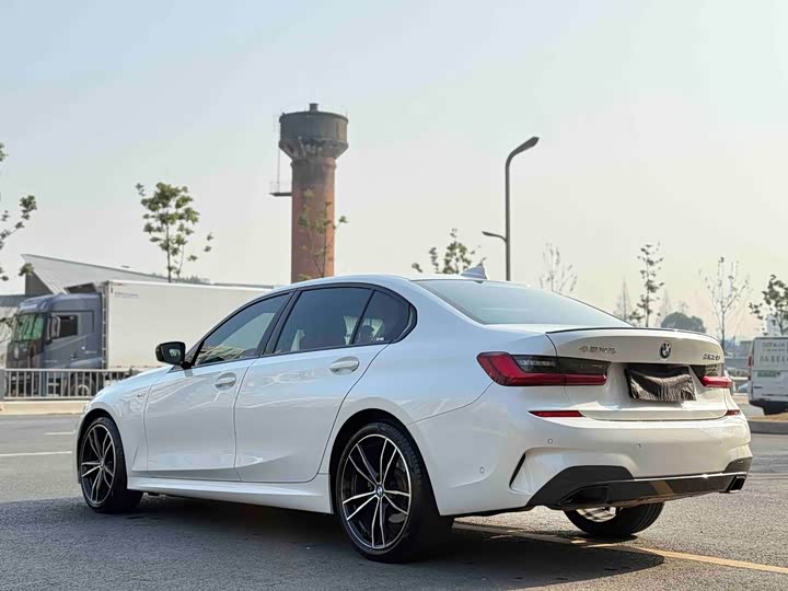 Фото 5 - BMW 3 Series