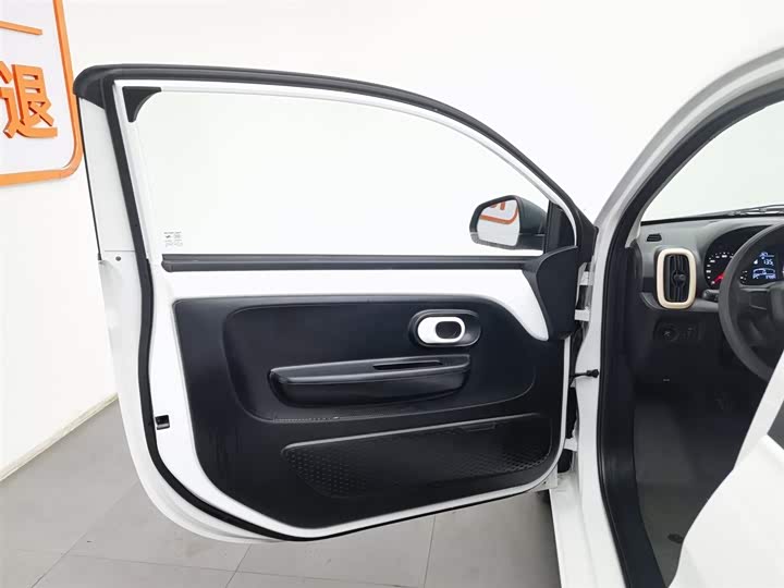 Фото 8 - Roewe Clever