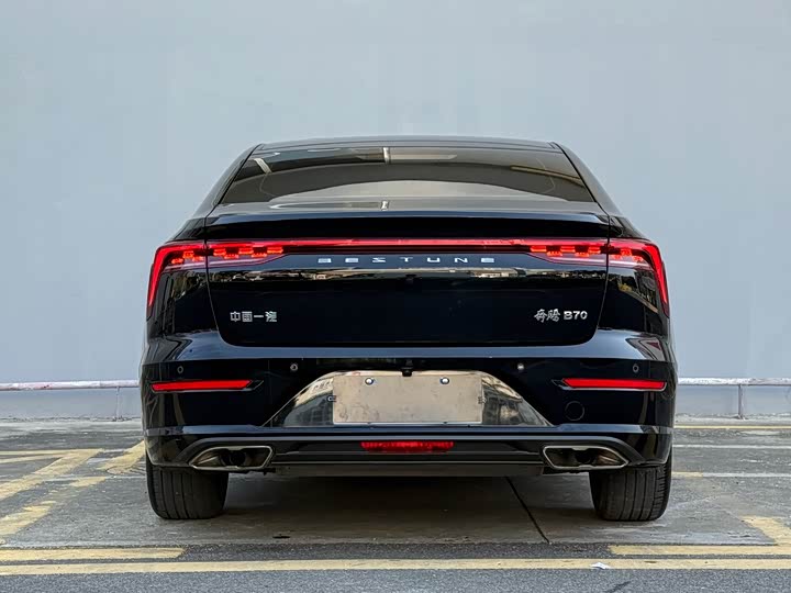 Фото 6 - Bestune B70