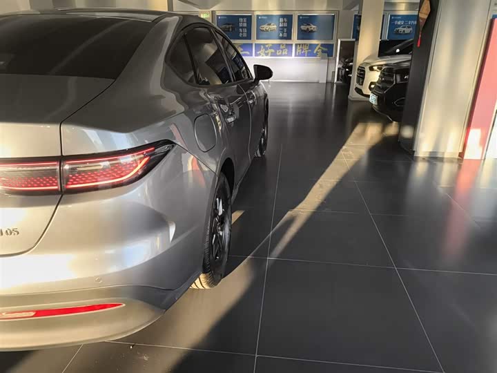 Фото 8 - BYD Seal 05 DM-i Hybrid