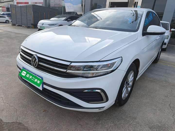 Фото 2 - Volkswagen Bora