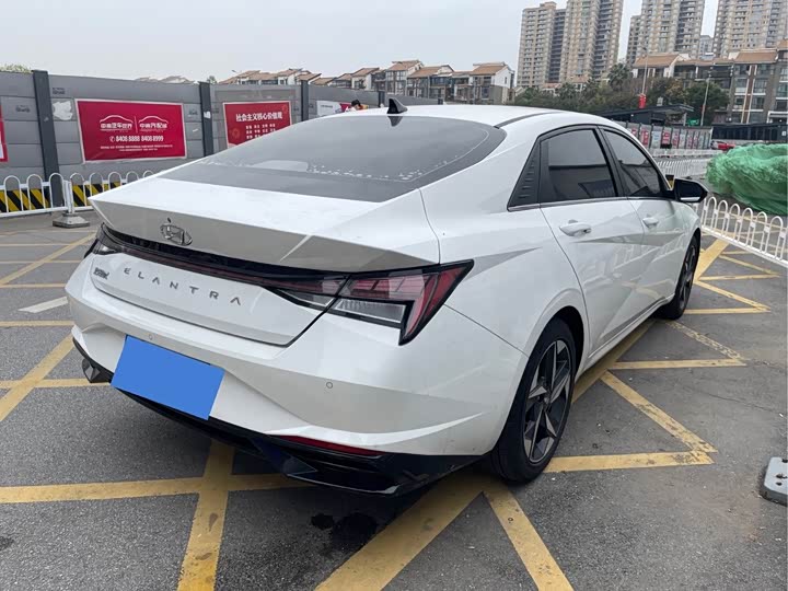 Фото 4 - Hyundai Elantra N line