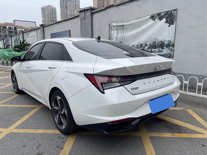 Фото 6 - Hyundai Elantra N line