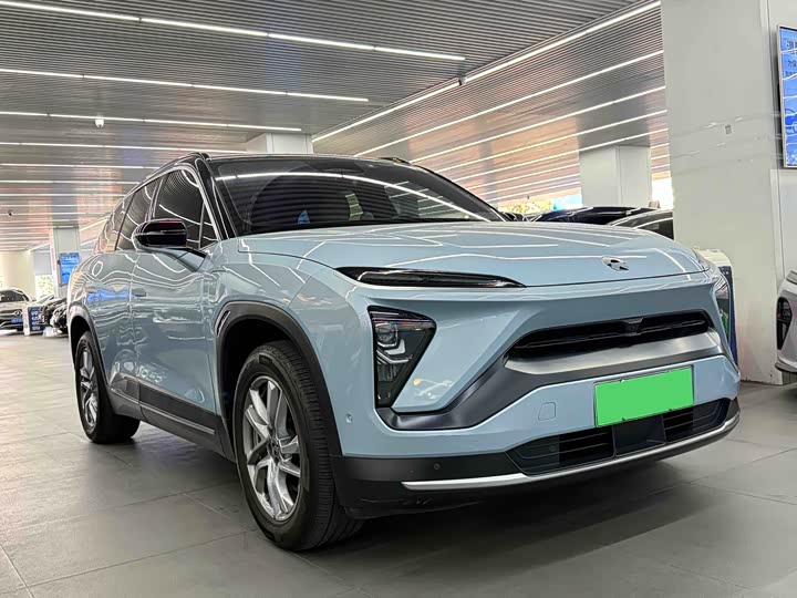 Фото 3 - Nio ES6