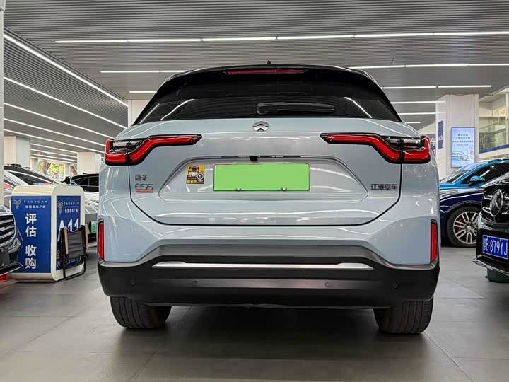 Фото 4 - Nio ES6