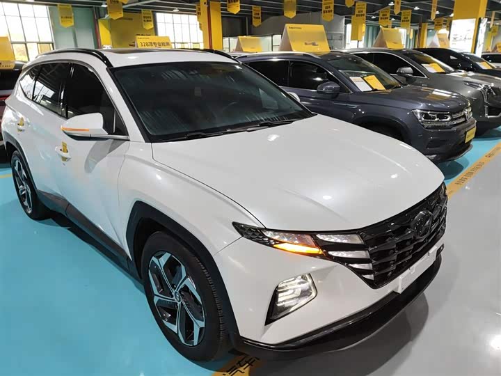 Фото 4 - Hyundai Tucson L