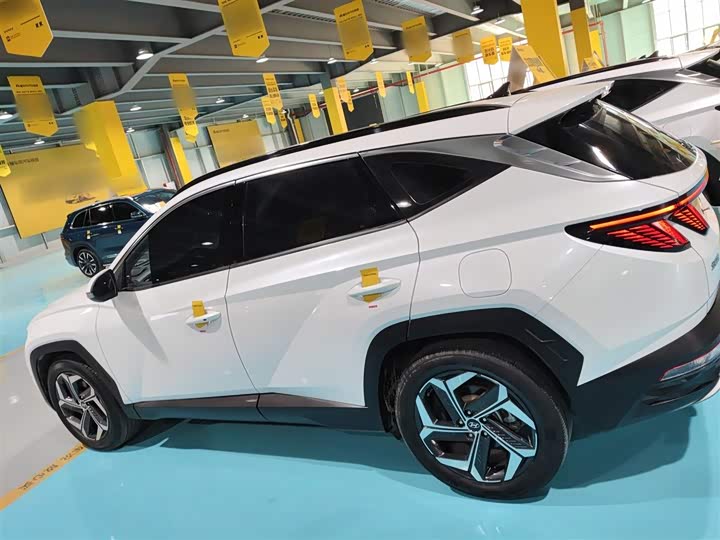 Фото 5 - Hyundai Tucson L