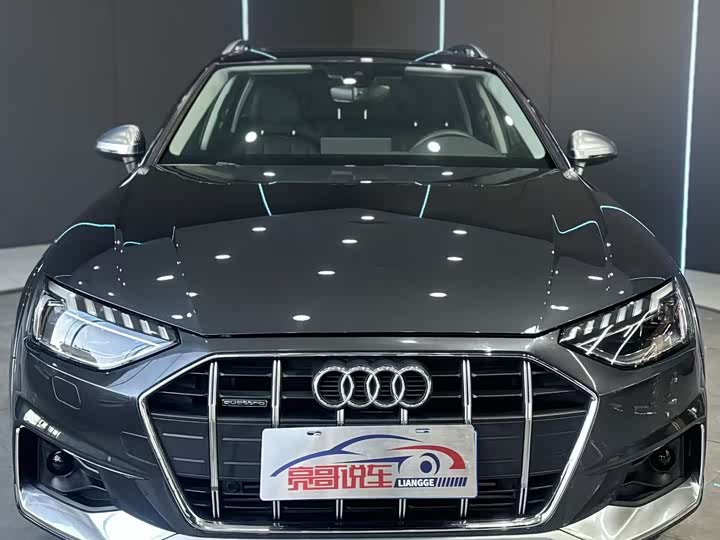 Фото 2 - Audi A4