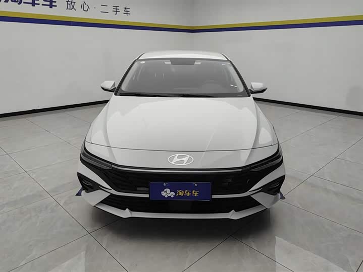 Фото 2 - Hyundai Elantra N line