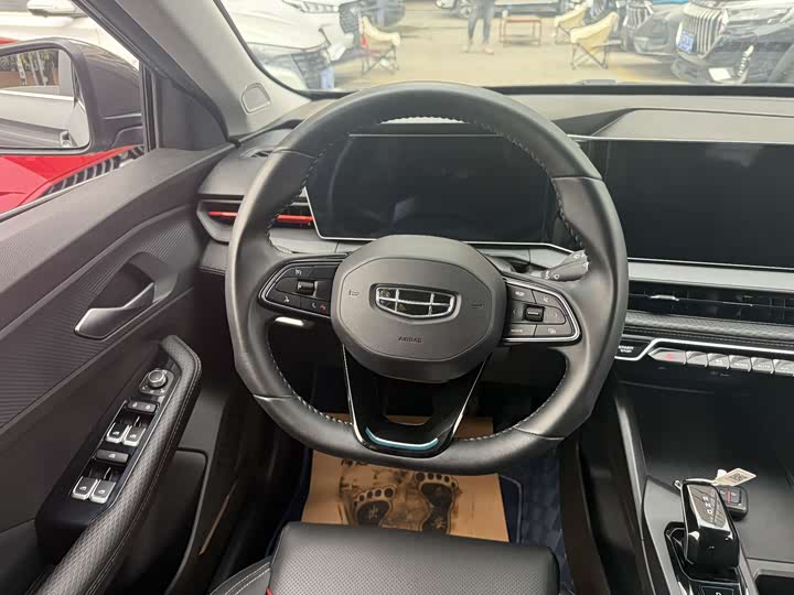 Фото 6 - Geely Binrui