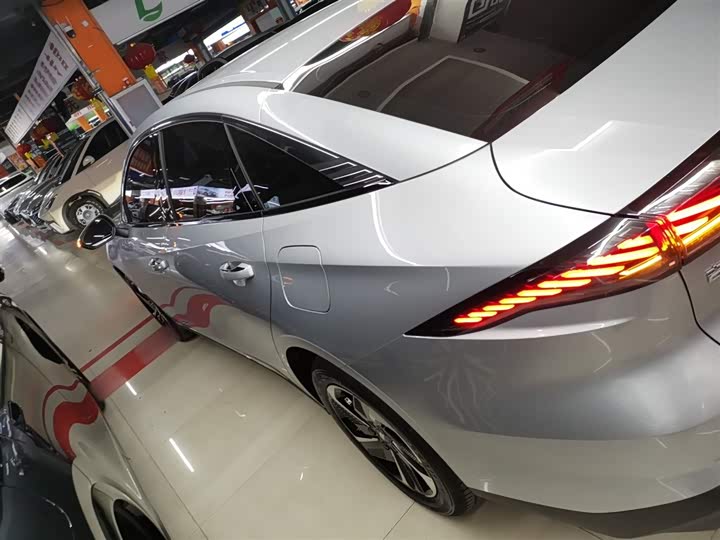 Фото 5 - Geely Galaxy L6