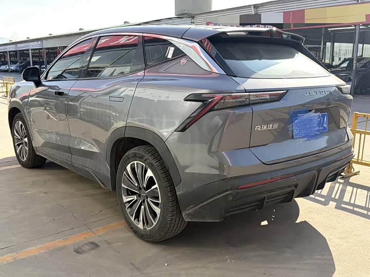 Фото 4 - Jetour Dashing