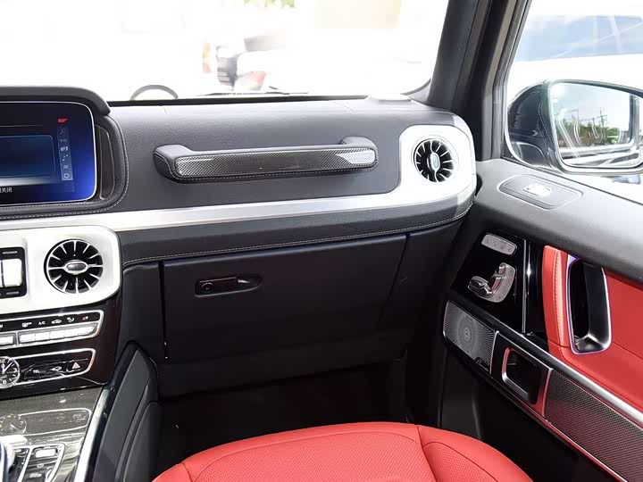 Фото 4 - Mercedes-Benz G-Class