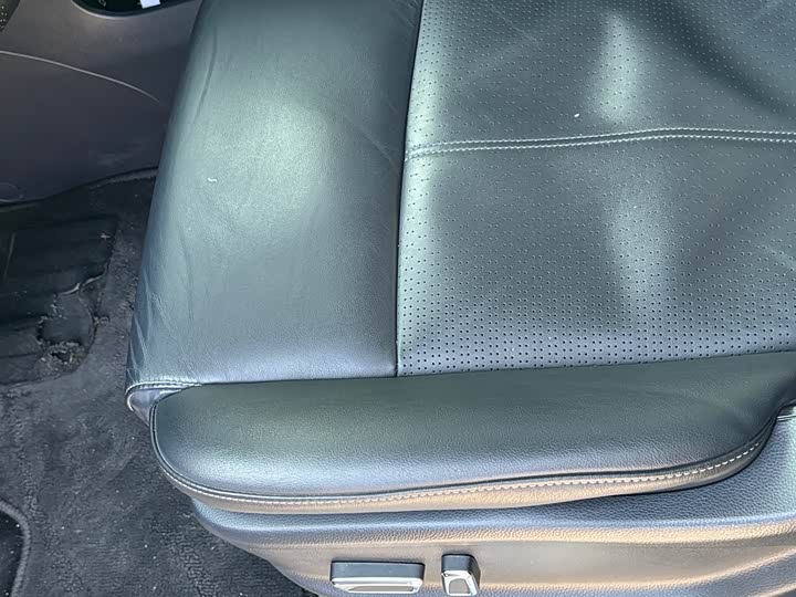 Фото 2 - GAC Trumpchi M8